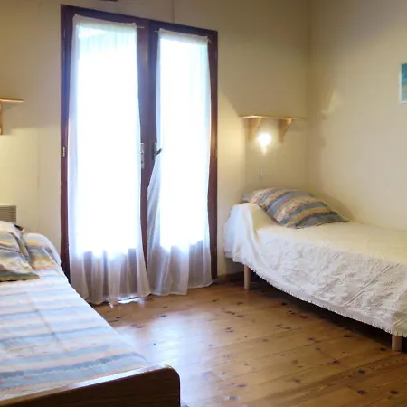 Cherte - Uza100 By Interhome